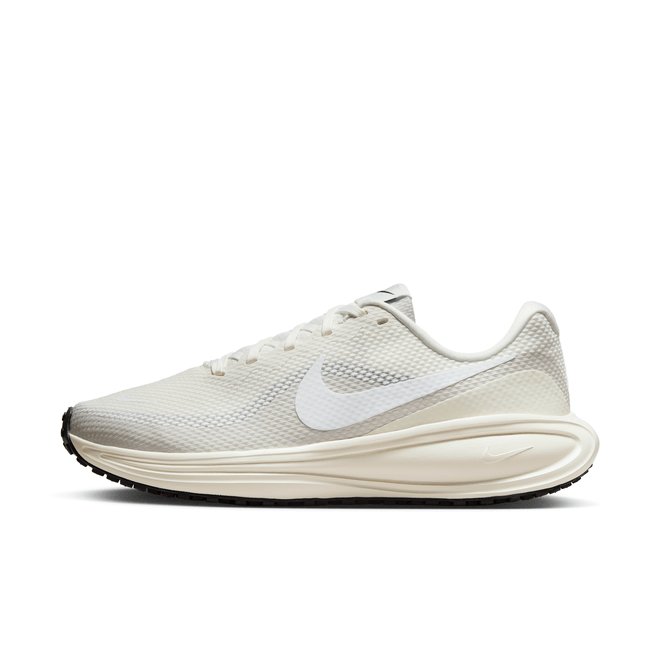 Nike Revolution 8 Road