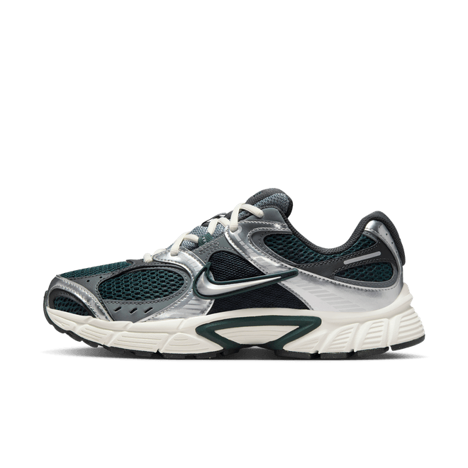 Nike V5 RNR 'Seaweed & Metallic Silver'