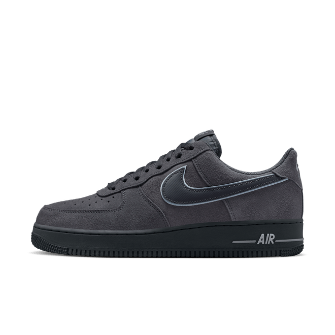 Nike Air Force 1 '07 LV8