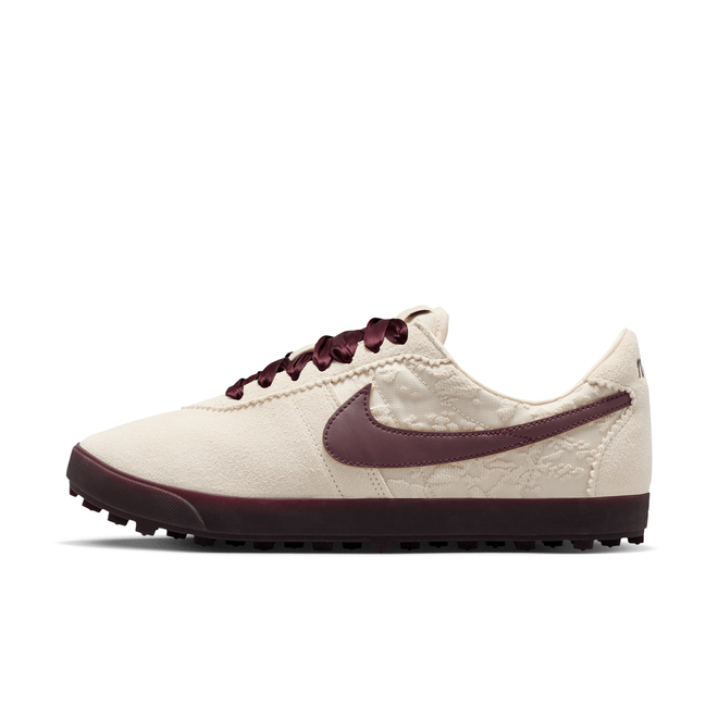 Nike Astrograbber SE 'Light Cream & Burgundy Crush'