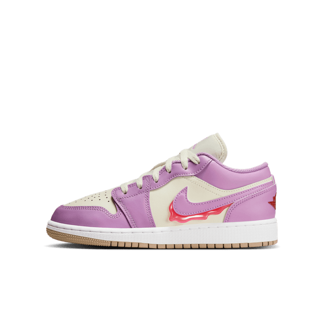 Nike Air Jordan 1 Low SE Older Kids'