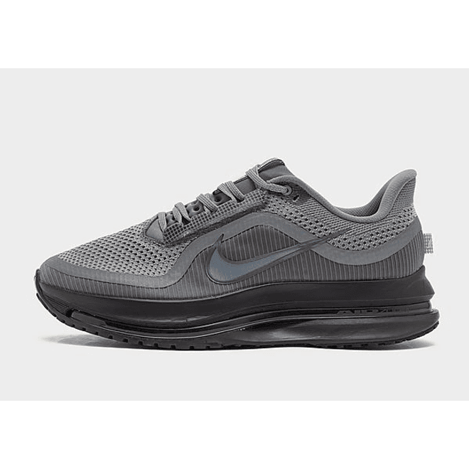 Nike Pegasus Premium