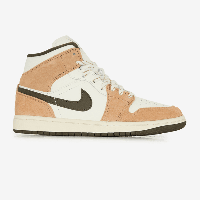 Air Jordan 1 Women's "Light Cognac"