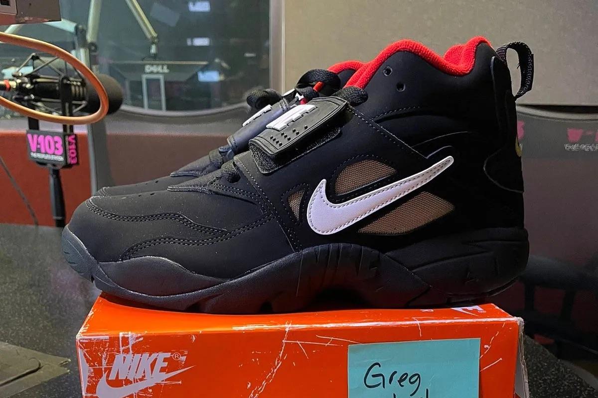 Nike Revives the Diamond Turf Proto 92